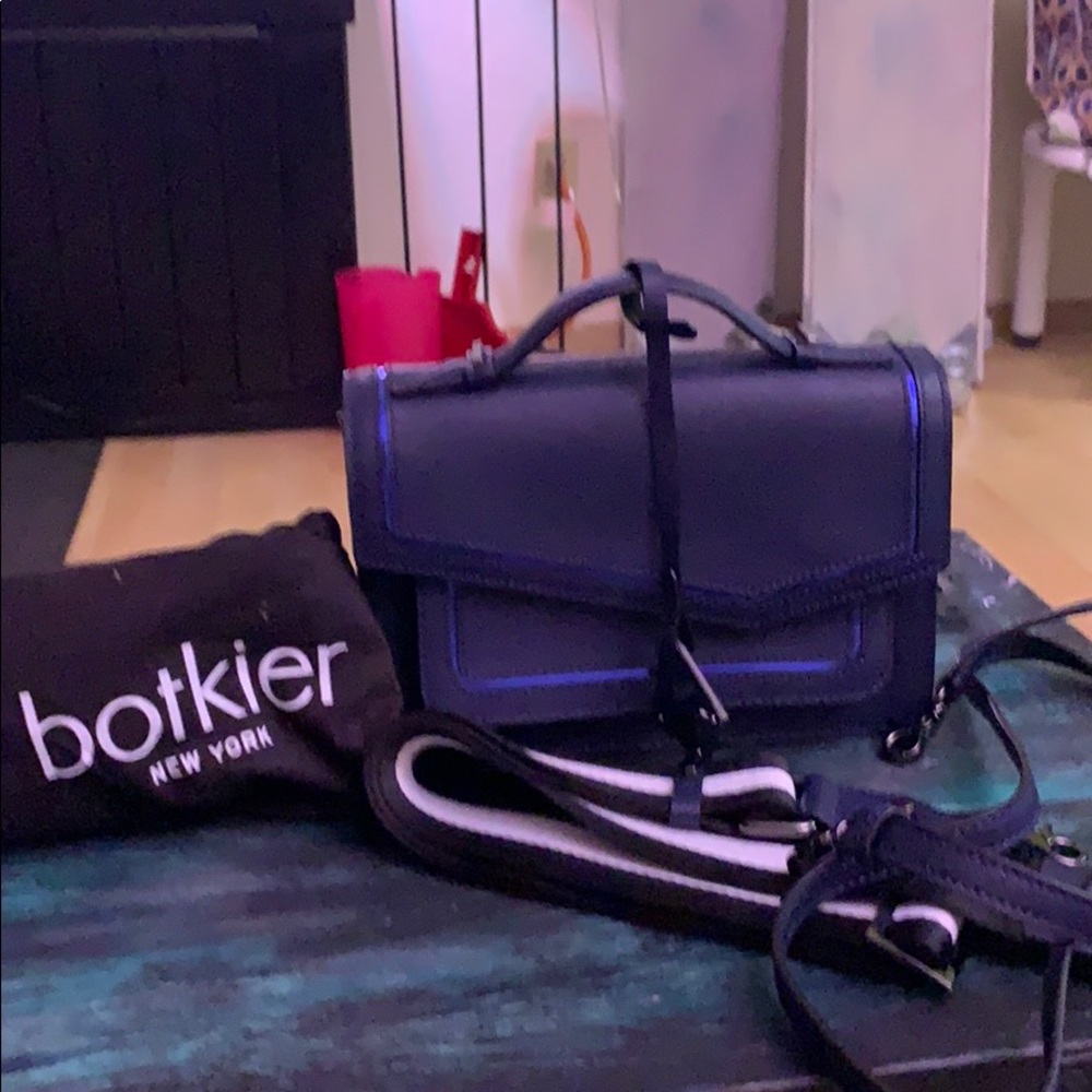 Botkier cross body hand bag